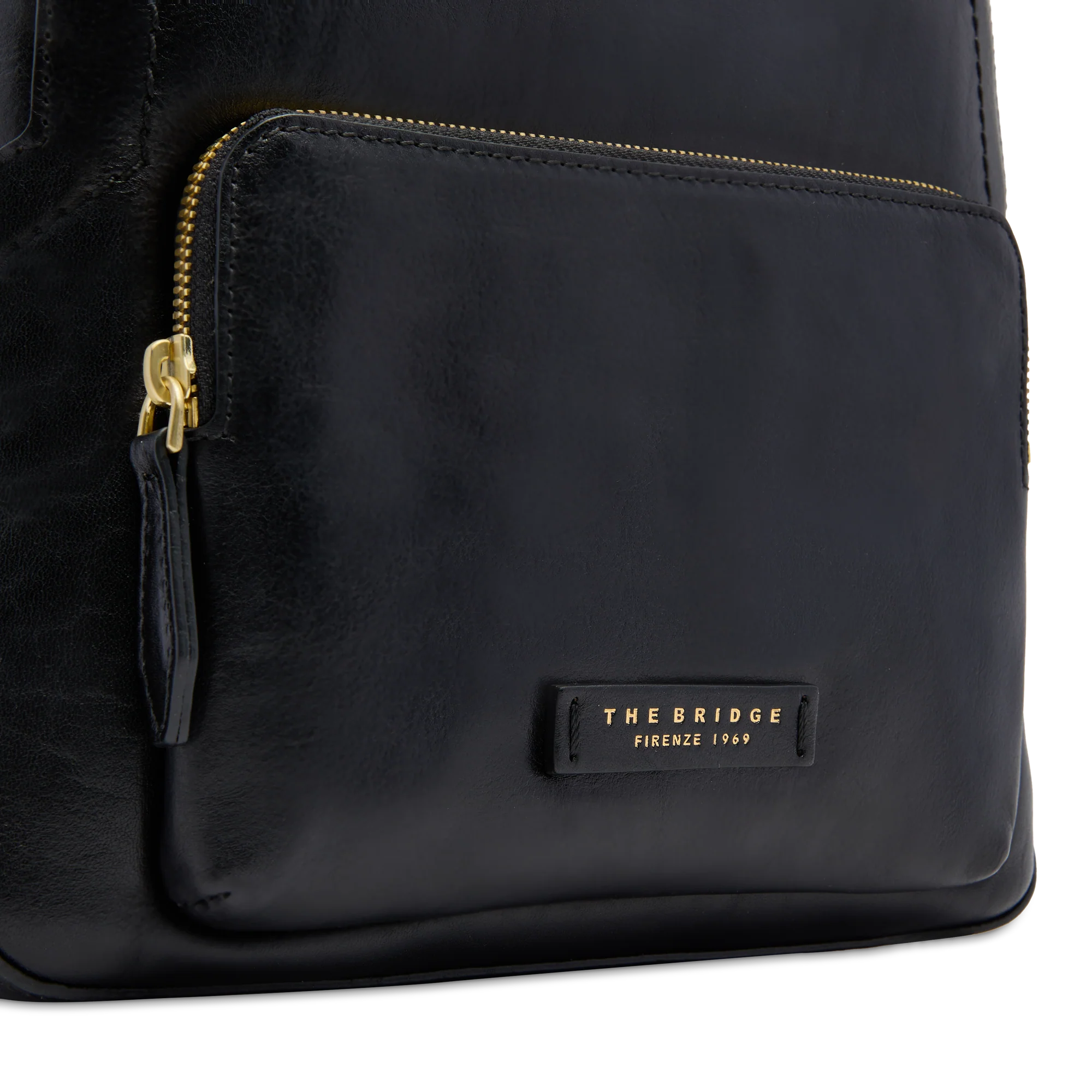 Women’s leather backpack with front pocket - Image 5