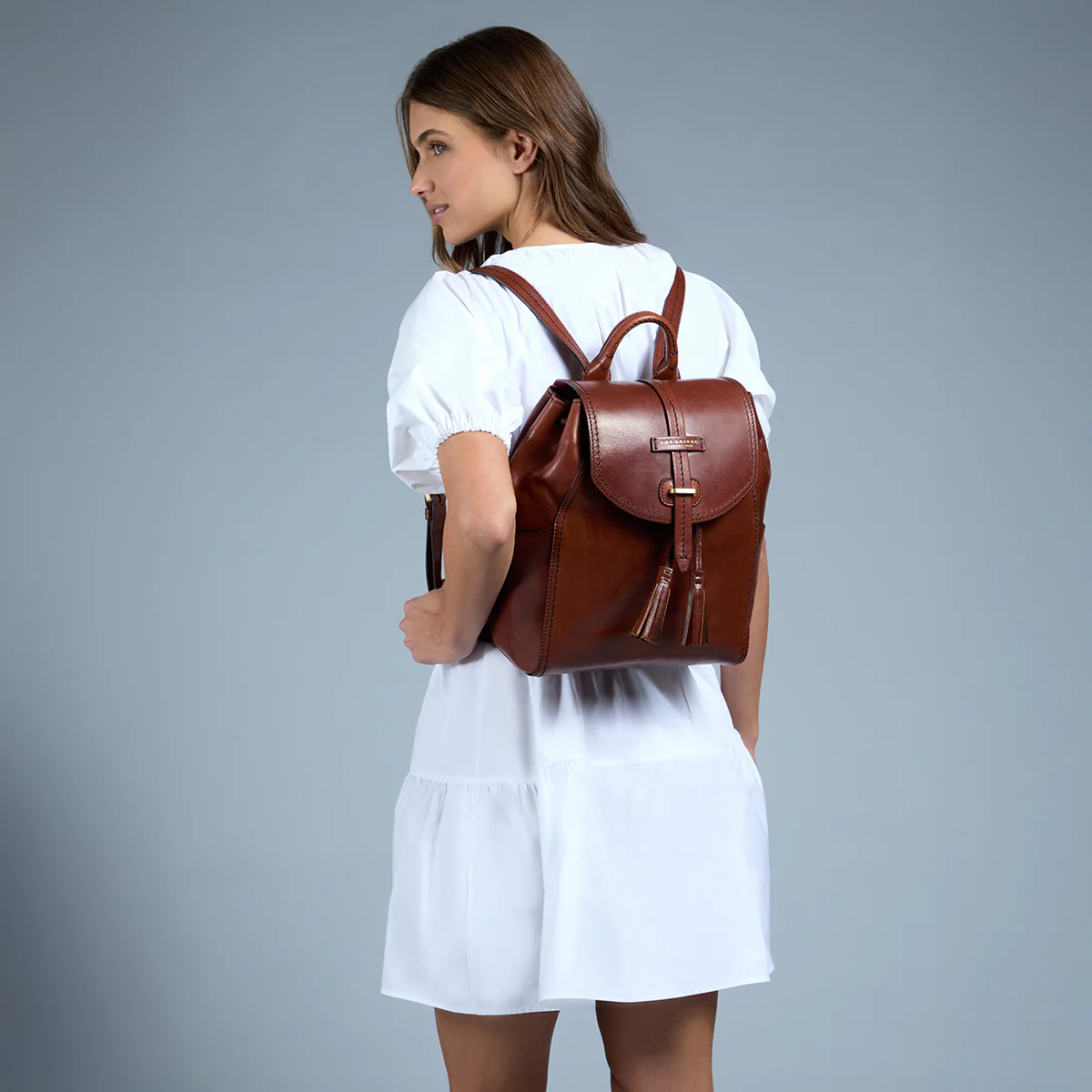 Women's backpack in leather - Image 3