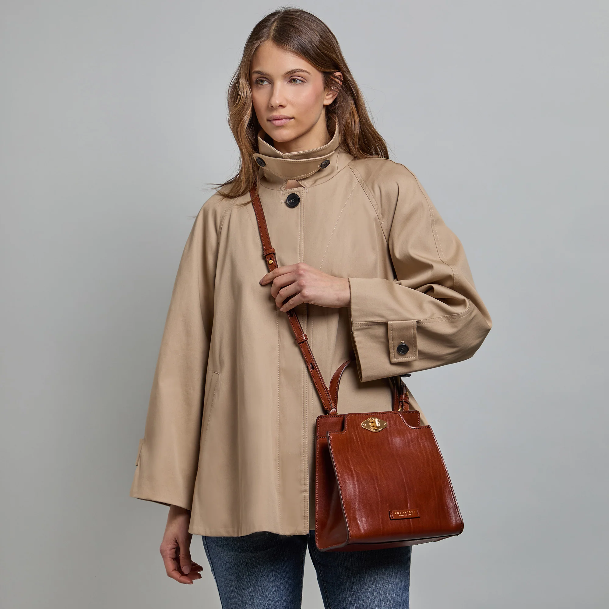 Leather crossbody bag - Image 7