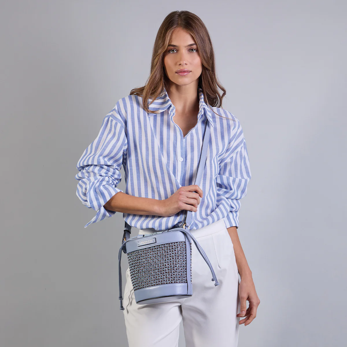 Leather and fabric bucket bag - Image 6