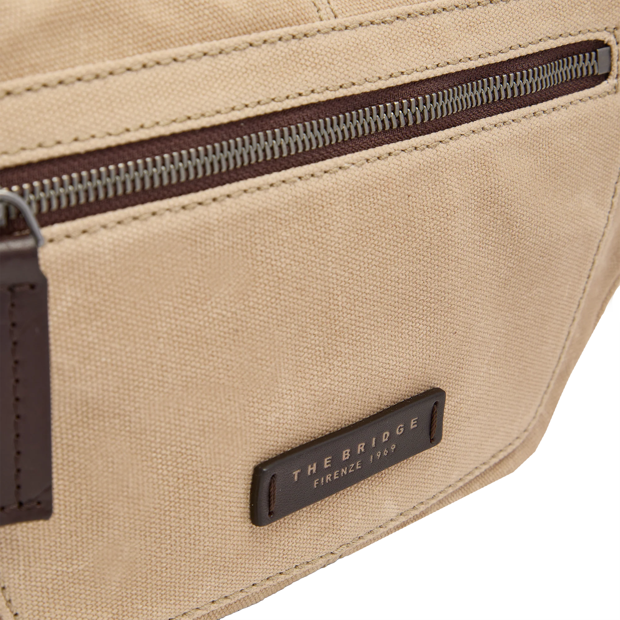 Men’s leather and fabric belt bag with front zip - Image 5