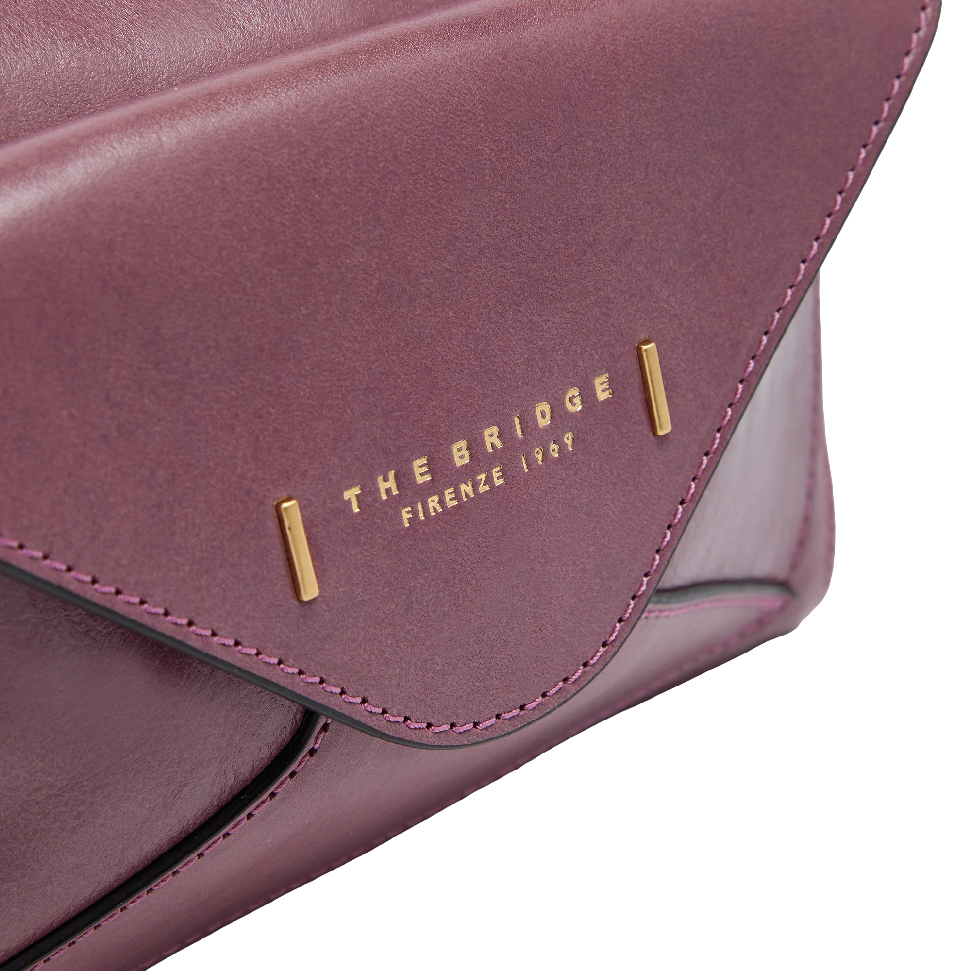 Leather crossbody bag with zip closure - Image 6