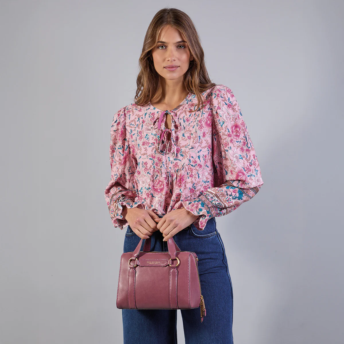 Leather handbag with removable shoulder strap - Image 7