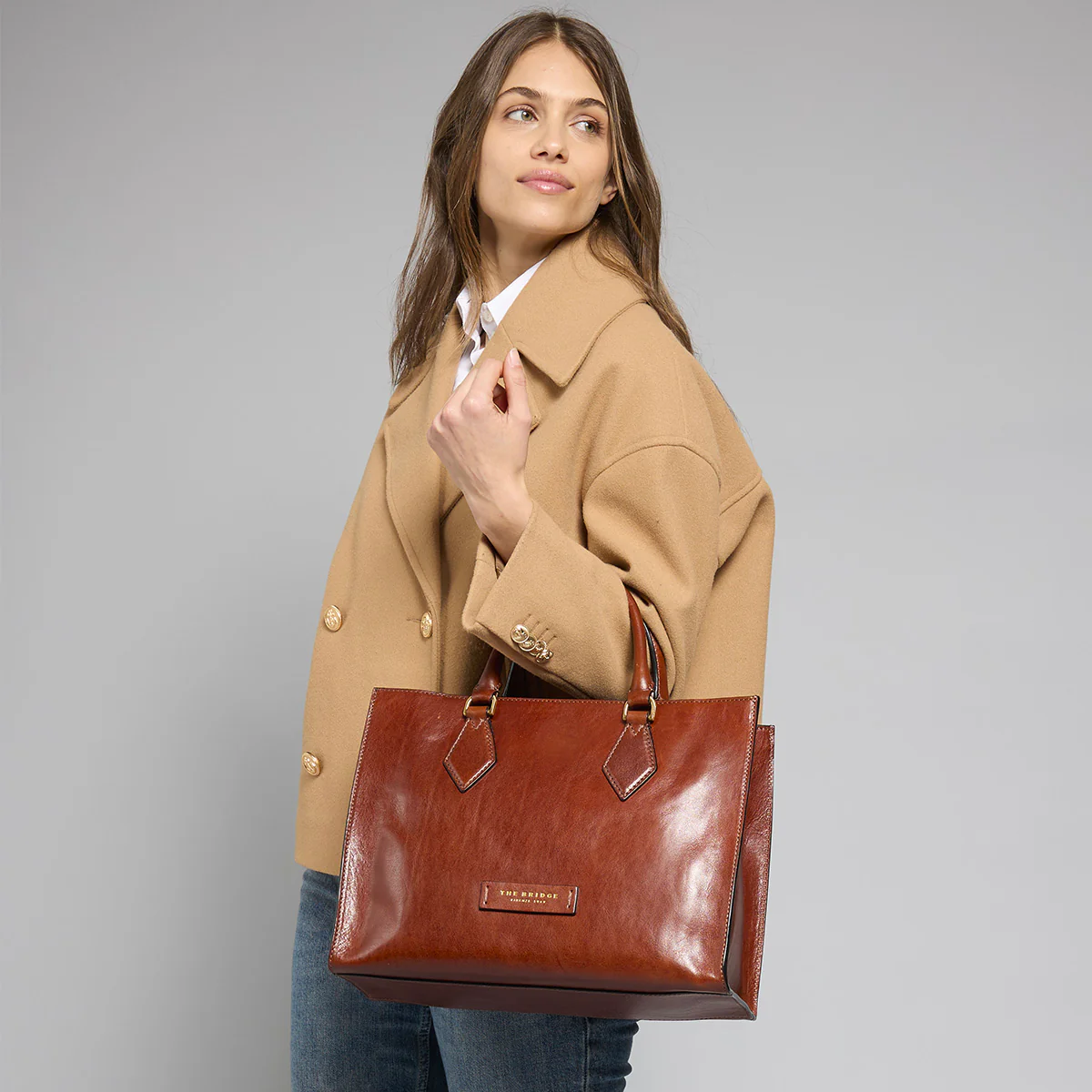 Leather handbag with removable shoulder strap - Image 6